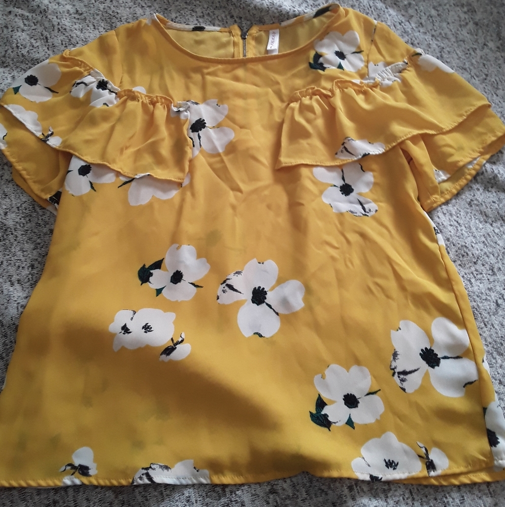 Blouse size S
